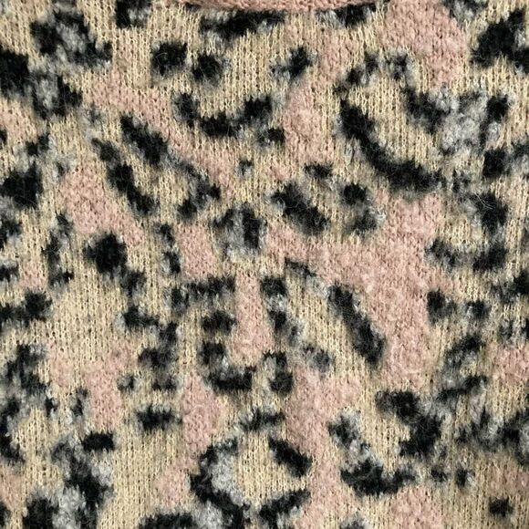 AllSaints Animal Print Cropped Aurora Crew Fuzzy Pink Leopard Sweater Women’s S - Picture 8 of 12